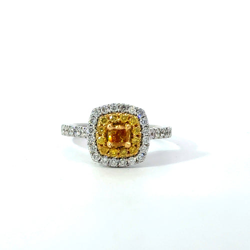 Luxurious Yellow and White Diamond Ring