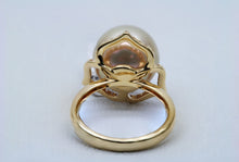 Load image into Gallery viewer, Gold South Sea Pearl Ring