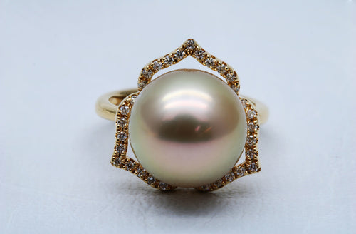 Gold South Sea Pearl Ring