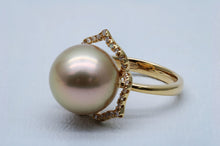 Load image into Gallery viewer, Gold South Sea Pearl Ring