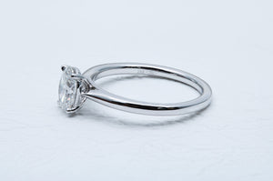 Oval cut Solitaire